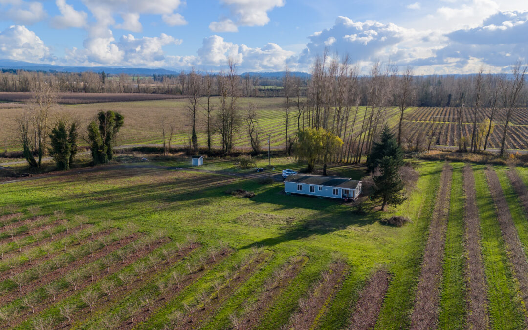 9060 Santiam Loop (**SOLD**)